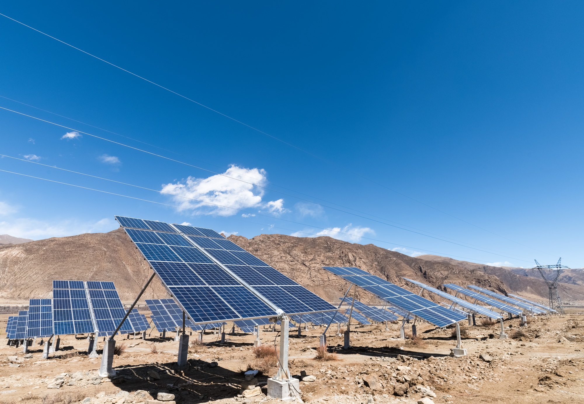 solar-energy-on-plateau.jpg